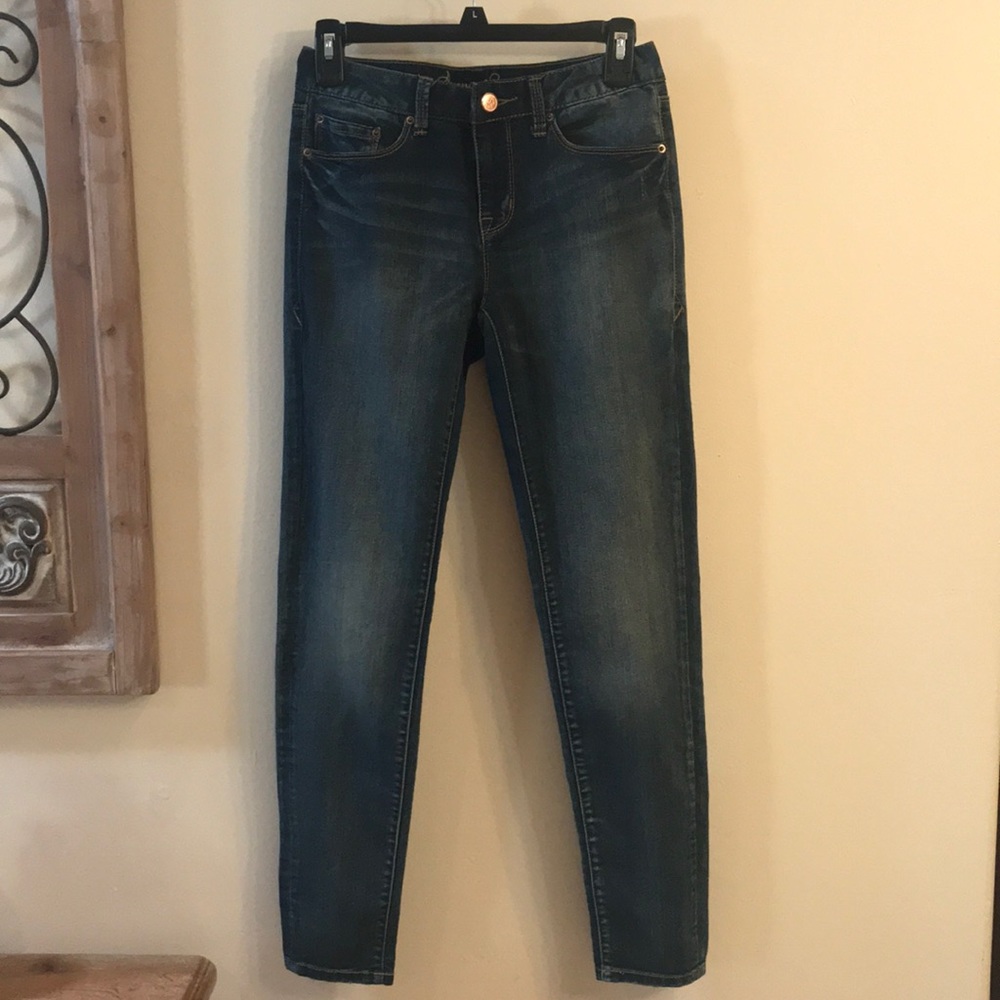 Juniors Distressed Skinny Jeans